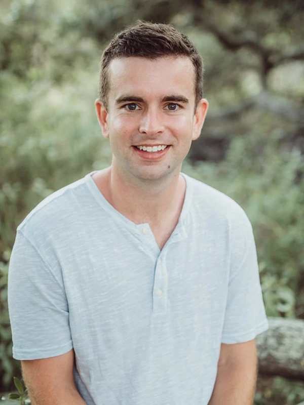 Peter Hackett Headshot